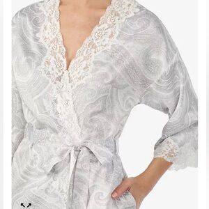 Women’s Ralph Lauren Printed Wrap Robe With Lace Trim